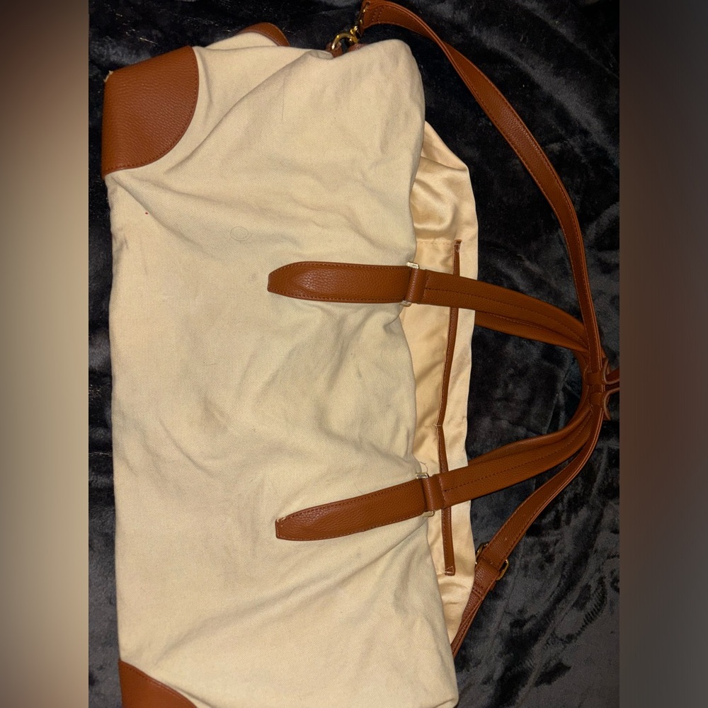 Duffle travel bag